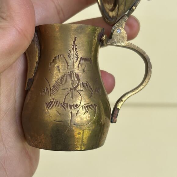 VTG Brass Indian Coffee Pot 9" w/ 3 Goblets | Miniature Dallah Decor Etched Set - Picture 8 of 16